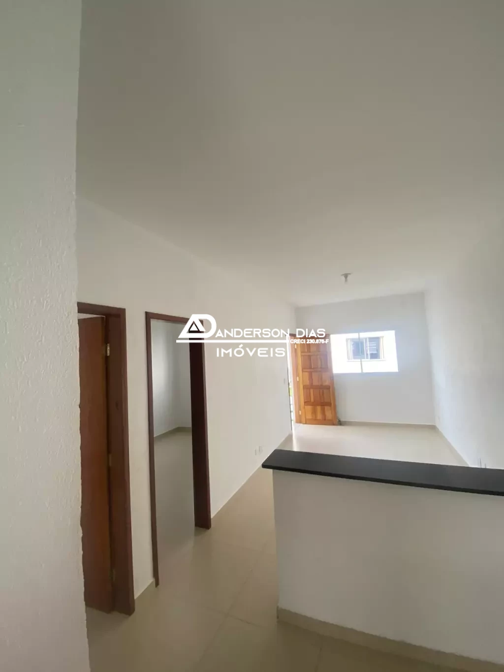 Casa com 2 dormitórios para aluguel definitivo, por R$ 1.900 - Balneário Golfinhos - Caraguatatuba/SP.